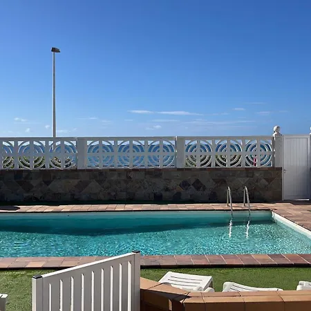 Dom wakacyjny El Mar *